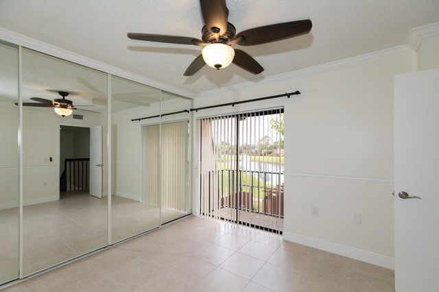 2815 28TH Lane, Greenacres, FL 33463