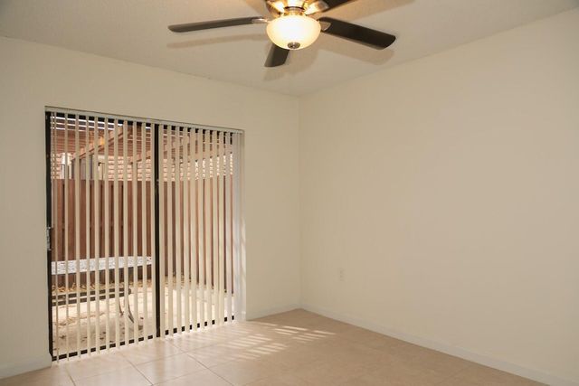 2815 28TH Lane, Greenacres, FL 33463