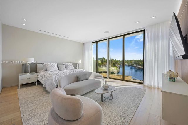 3260 NE 165th Street, North Miami Beach, FL 33160