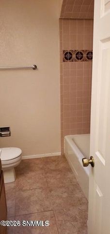 1061 Candeleras Street, Las Cruces, NM 88011