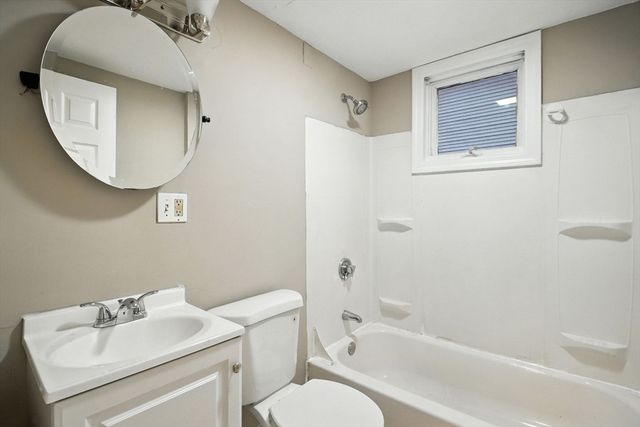 16-18 Haumont Terrace, Springfield, MA 01104