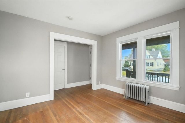 16-18 Haumont Terrace, Springfield, MA 01104