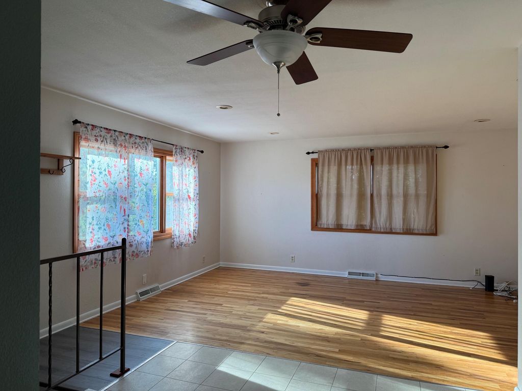 870 N DeSmet Avenue, Buffalo, WY 82834 photo 2
