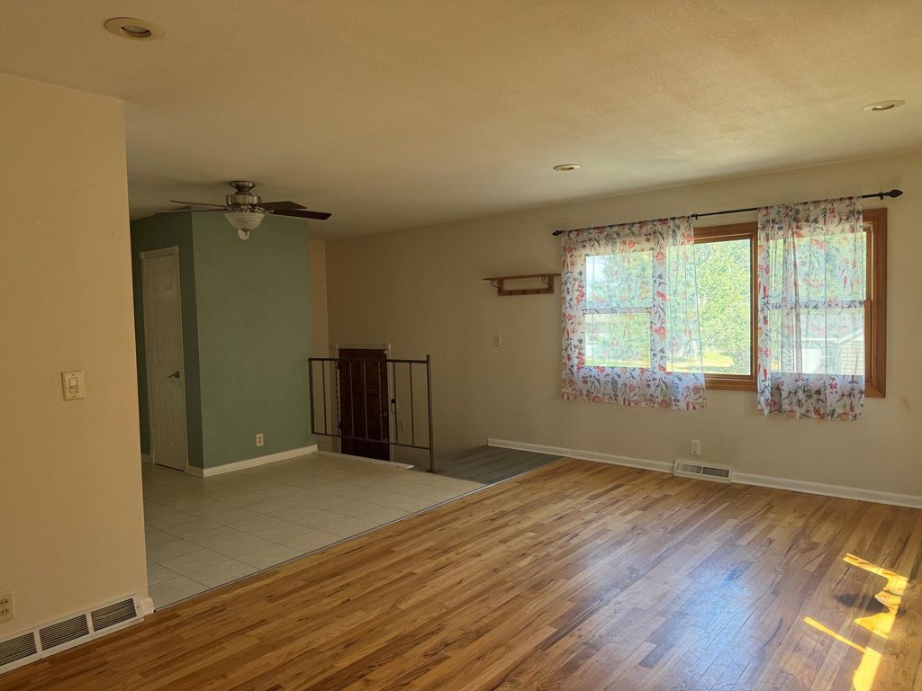 870 N DeSmet Avenue, Buffalo, WY 82834 photo 4