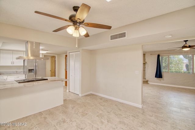 9842 E Sellarole Road, Tucson, AZ 85730