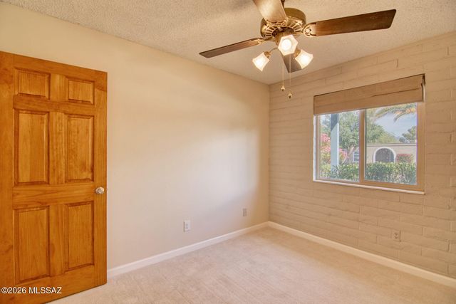 9842 E Sellarole Road, Tucson, AZ 85730