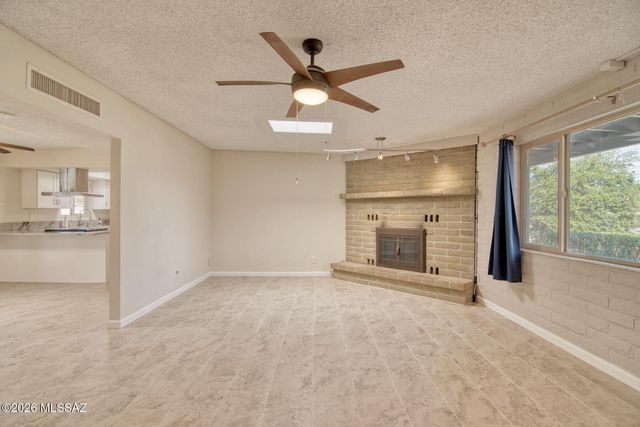 9842 E Sellarole Road, Tucson, AZ 85730