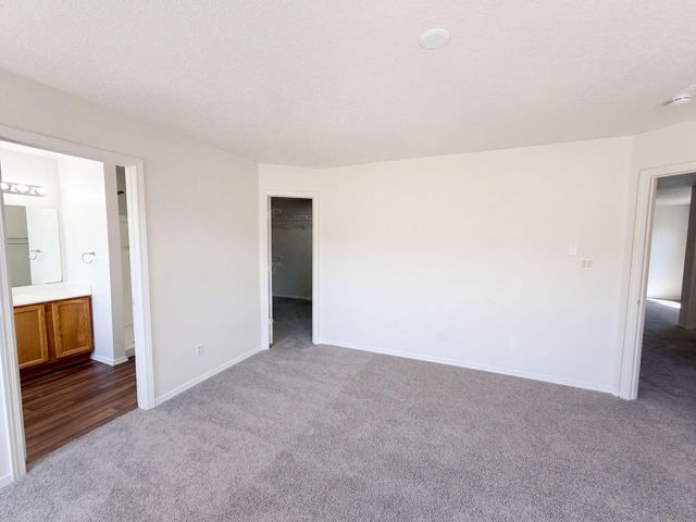 1824 Sierra Norte Loop NE, Rio Rancho, NM 87144