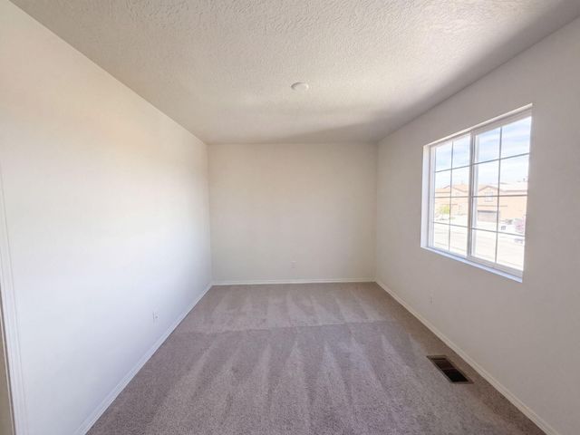 1824 Sierra Norte Loop NE, Rio Rancho, NM 87144