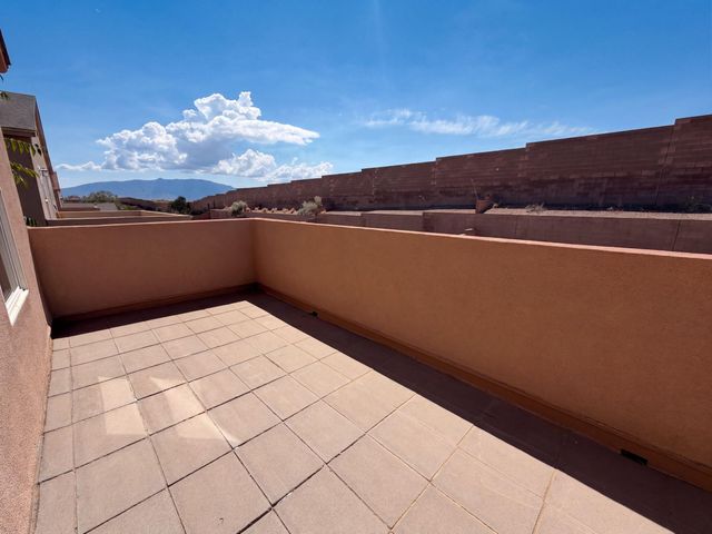 1824 Sierra Norte Loop NE, Rio Rancho, NM 87144
