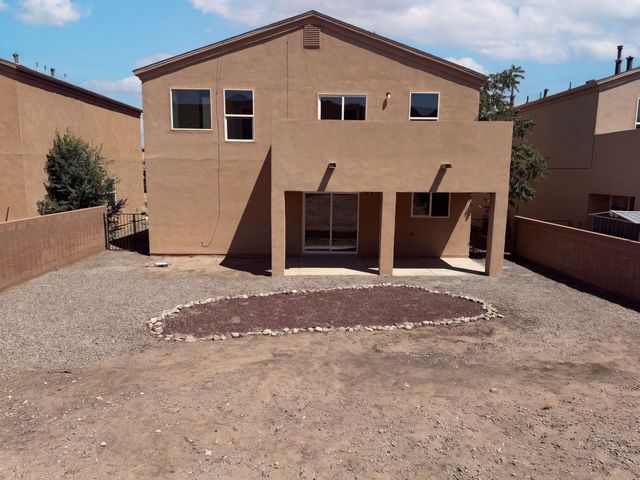 1824 Sierra Norte Loop NE, Rio Rancho, NM 87144