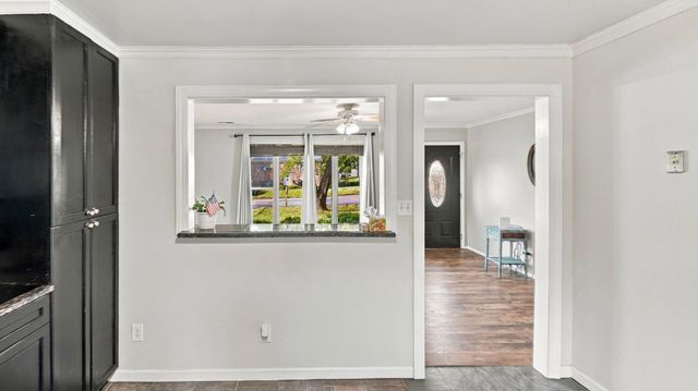 1389 Meadowood Drive, Hixson, TN 37343