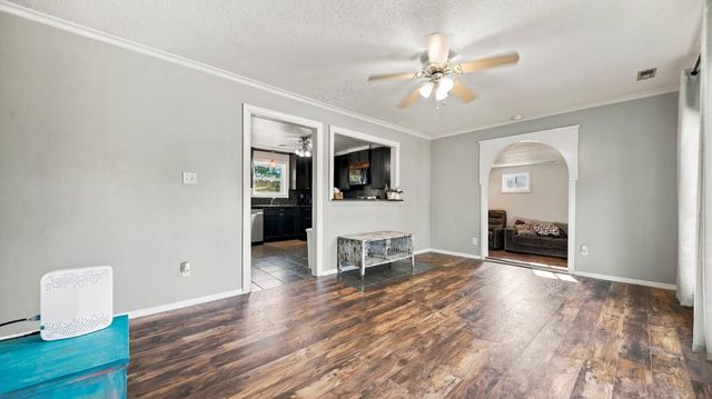 1389 Meadowood Drive, Hixson, TN 37343