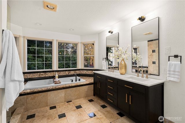 11215 Madera Circle SW, Lakewood, WA 98499