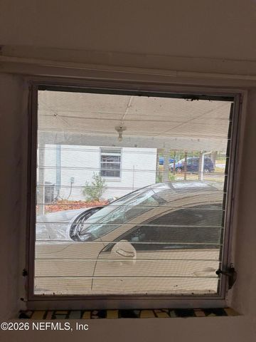 809 N CYPRESS Avenue, Green Cove Springs, FL 32043