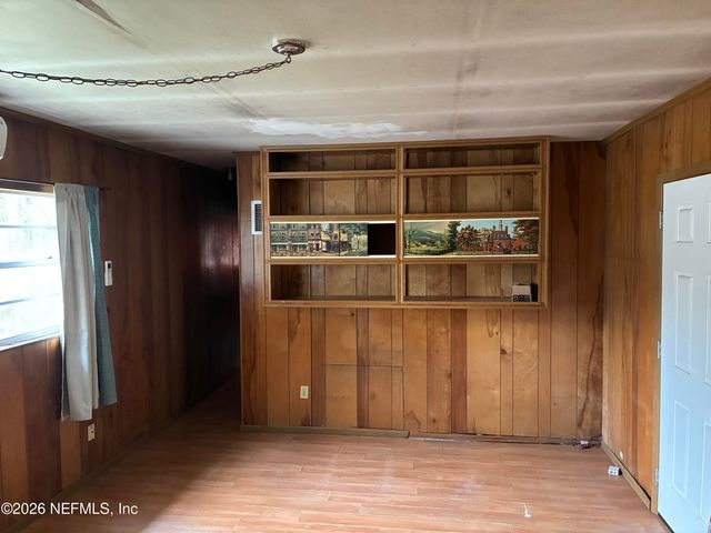 809 N CYPRESS Avenue, Green Cove Springs, FL 32043