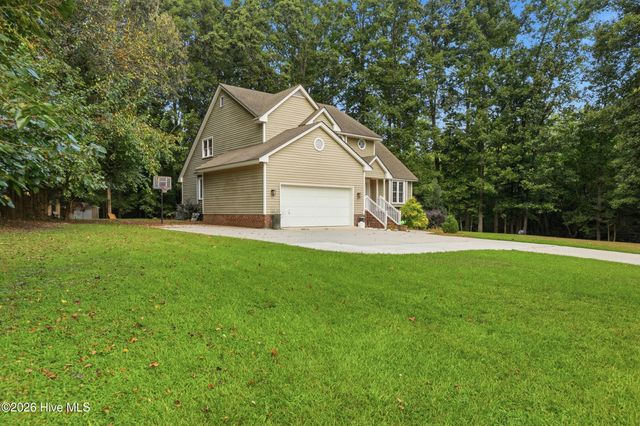 7808 Bridgeview Road, Rocky Mount, NC 27803