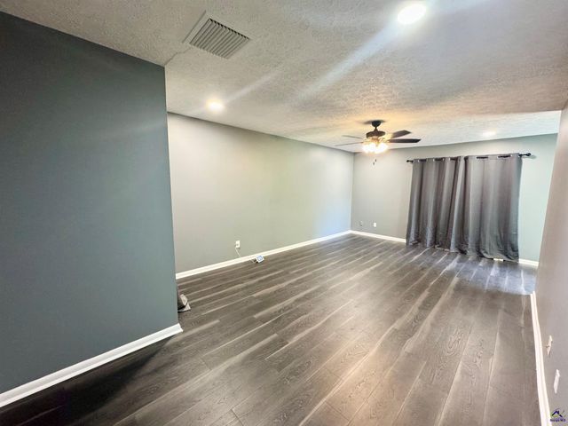 106D Westcliff Circle, Warner Robins, GA 31093