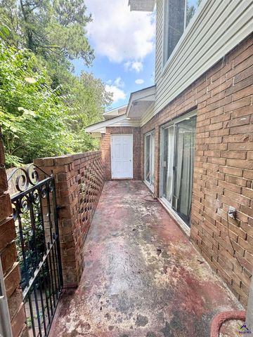 106D Westcliff Circle, Warner Robins, GA 31093