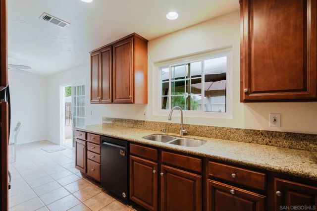 8028 Woodpecker Way, Santee, CA 92071