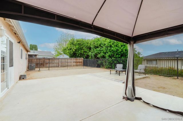 8028 Woodpecker Way, Santee, CA 92071