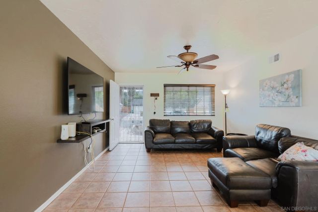 8028 Woodpecker Way, Santee, CA 92071