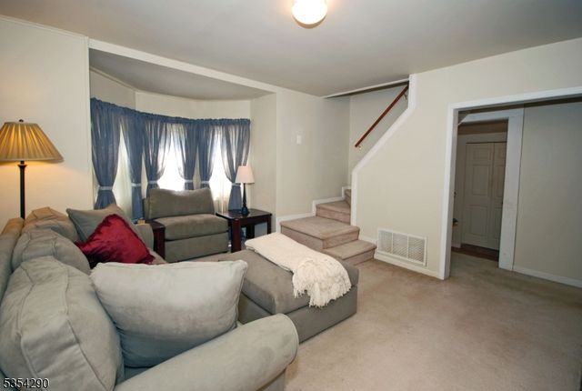 29 Olcott St, Franklin Twp., NJ 08873