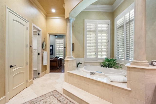 2804 Katherine Court, Dalworthington Gardens, TX 76016