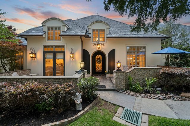 2804 Katherine Court, Dalworthington Gardens, TX 76016