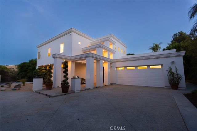 9731 Rangeview, North Tustin, CA 92705