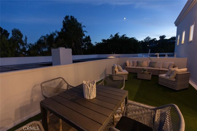 9731 Rangeview, North Tustin, CA 92705