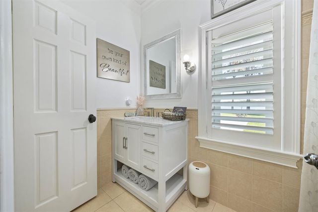 1006 LAKE COOPER DRIVE, Lutz, FL 33548