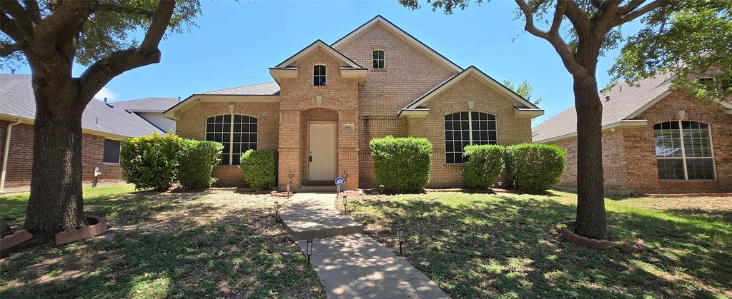 606 Zollman Court, Lancaster, TX 75146