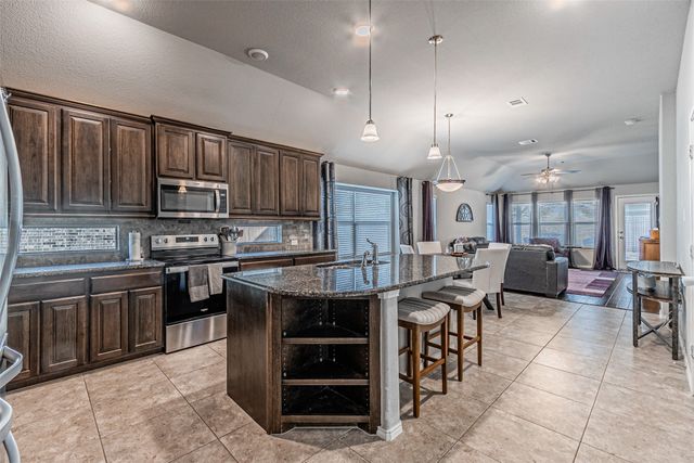 2517 Doe Run, Weatherford, TX 76087