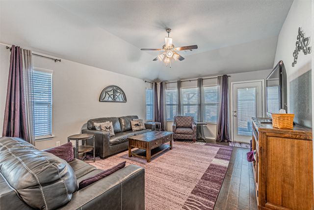 2517 Doe Run, Weatherford, TX 76087