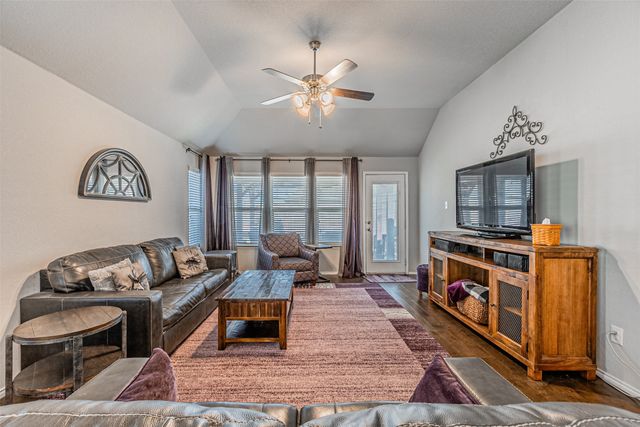 2517 Doe Run, Weatherford, TX 76087