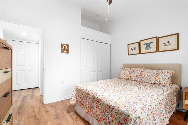 4945 Cougar CT S 4-202, Naples, FL 34109