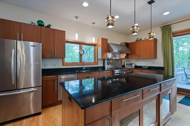 3464 Old Mill Road, Highland Park, IL 60035