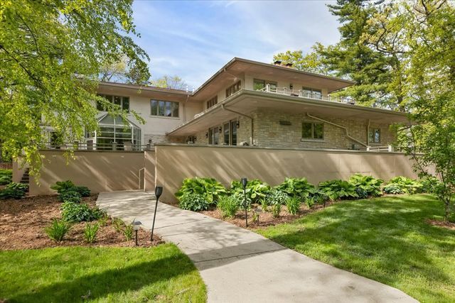 3464 Old Mill Road, Highland Park, IL 60035