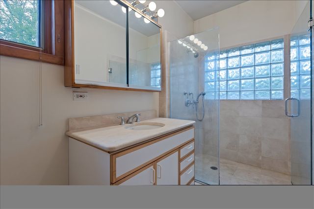 3464 Old Mill Road, Highland Park, IL 60035