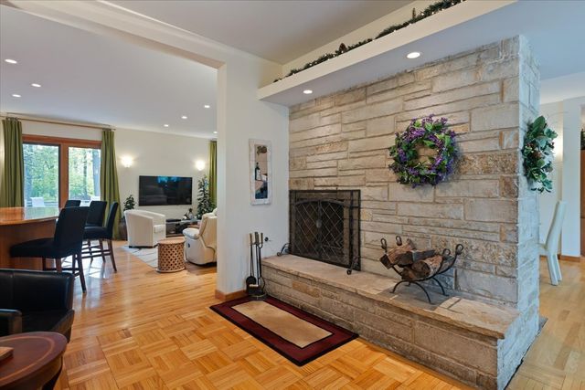 3464 Old Mill Road, Highland Park, IL 60035