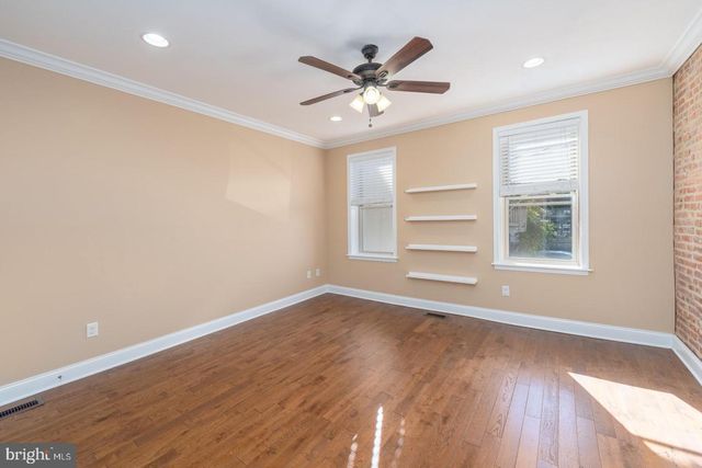 3033 E BALTIMORE ST, Baltimore, MD 21224