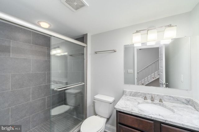 3033 E BALTIMORE ST, Baltimore, MD 21224