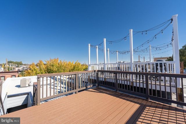 3033 E BALTIMORE ST, Baltimore, MD 21224