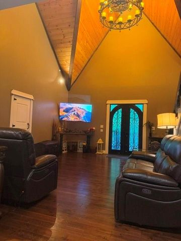 1330 Mccannon Morris Road, Hull, GA 30646