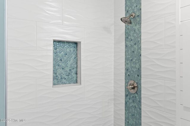 204 NE 33rd Street, Oak Island, NC 28465