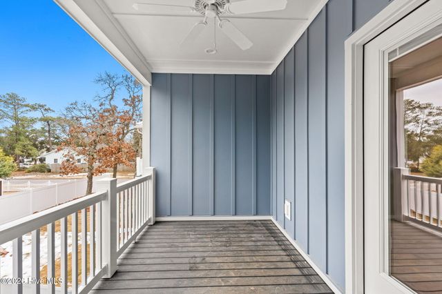 204 NE 33rd Street, Oak Island, NC 28465