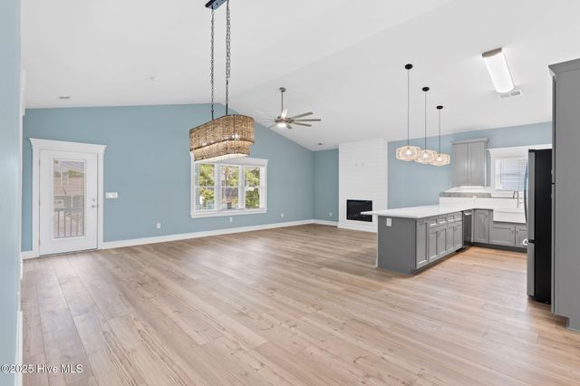 204 NE 33rd Street, Oak Island, NC 28465