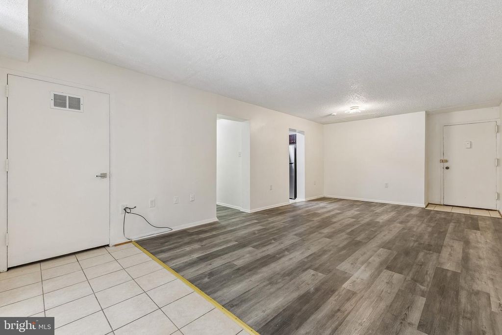 Image 11 of property listing at 3805 SWANN #T2, Suitland, MD 20746