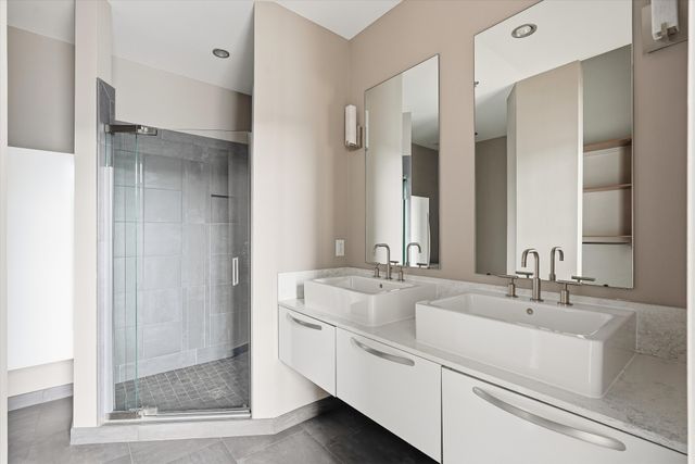 700 12th Ave S Unit 1509, Nashville, TN 37203